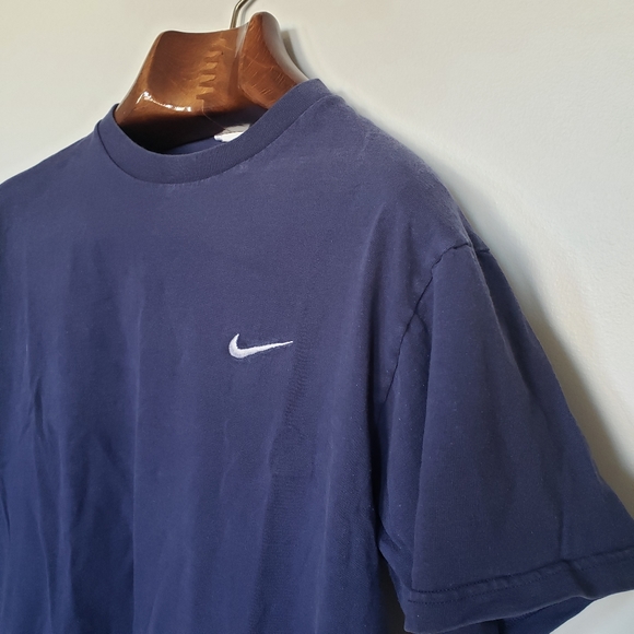 Vintage | Nike Mini Swoosh Check T-shirt - Picture 2 of 8